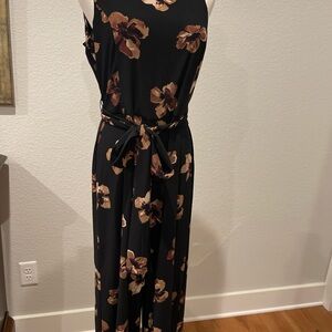 Tommy Hilfiger ladies Sz 6 Floral Black/gold culotte Jumpsuit